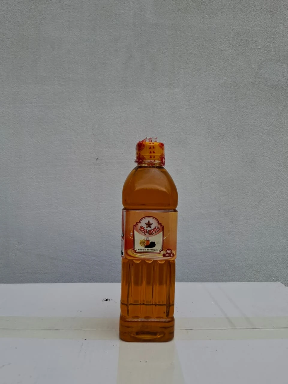 স্টার ব্র্যান্ড কাঠের ঘানির খাঁটি সরিষার তেল
